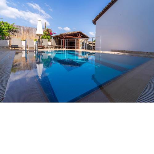 Ionia House