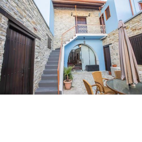 Iosiphis Stonebuilt House