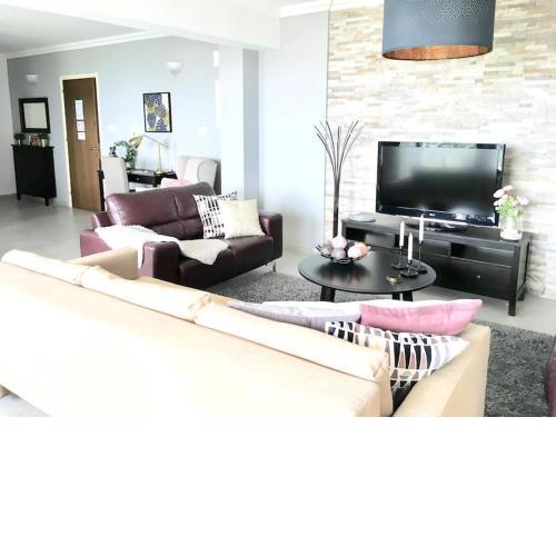 Isabelle Suite at Nava Seaside-License 3124