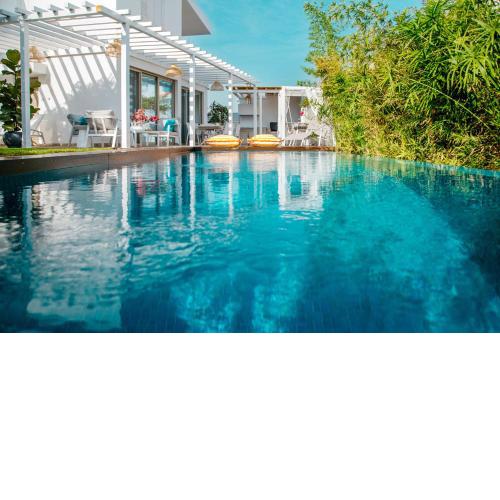 Island Home Seaside Villa