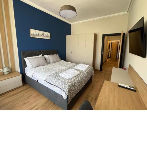 I&V Apartment