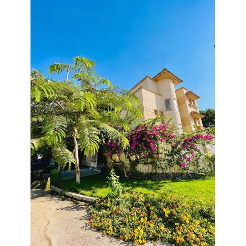 Jamila Home - Villa Royal City