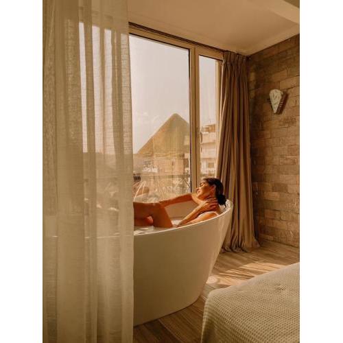 Jimmy Pyramids Hotel