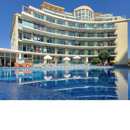 Julia Family Apartments