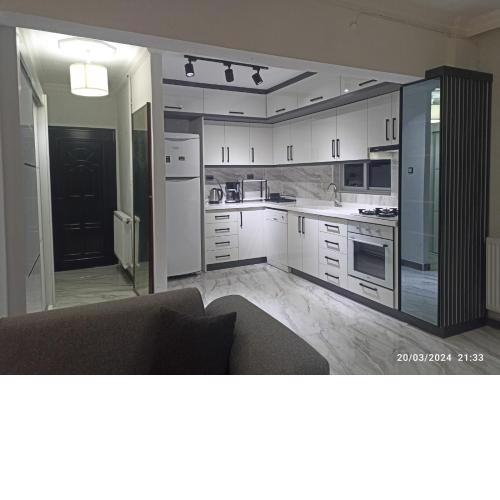 KADINLAR DENİZİ PLAJINDA full DENİZ MANZARALI VİLLA