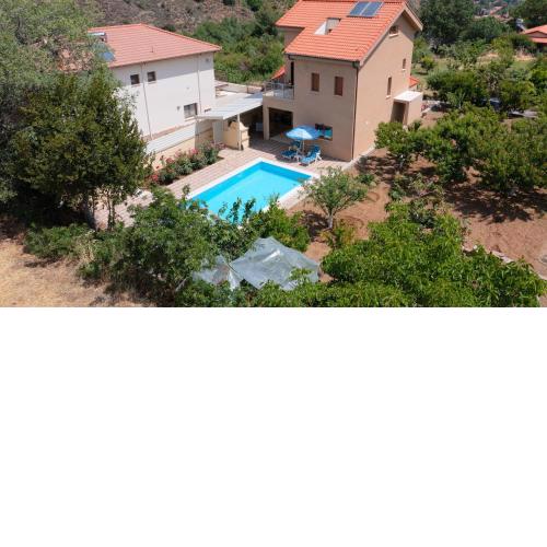Kakopetria's Holiday House