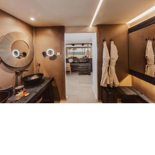Kaliva Suites - Adults Only