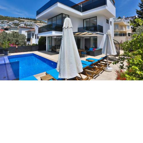 Kalkan 3 Bedroom Villa - 6807