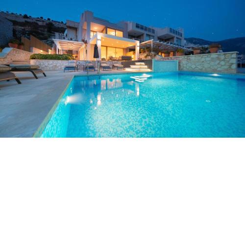 Kalkan 4 bedroom Villa - 8685