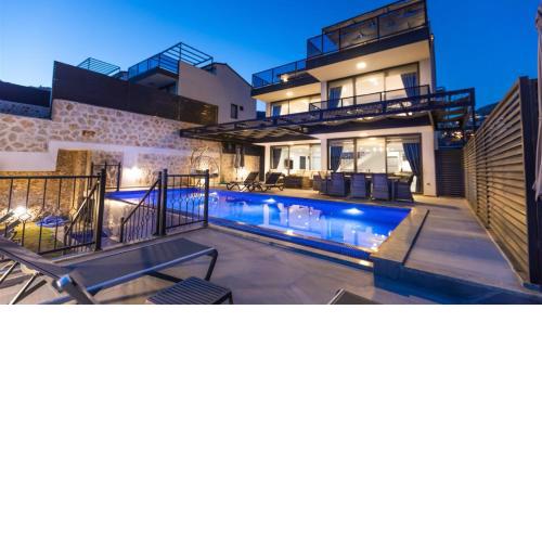 Kalkan 5 Bedroom Villa 2833