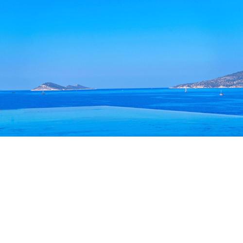 Kalkan Seafront Villa 8070