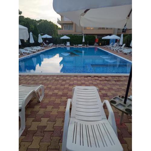 Kamelia Garden Apartment