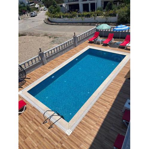 kardeşler apart