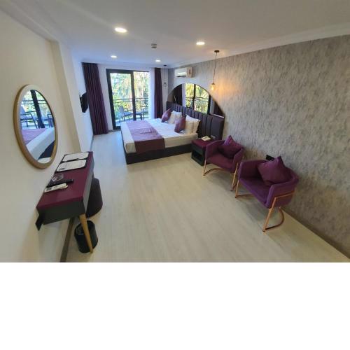 Karikatür Bi Hotel