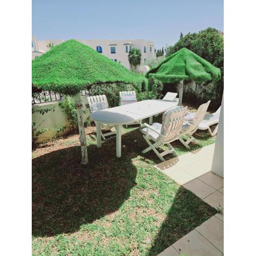 Karray Home Appartement Salon 2 RDC avec Jardin