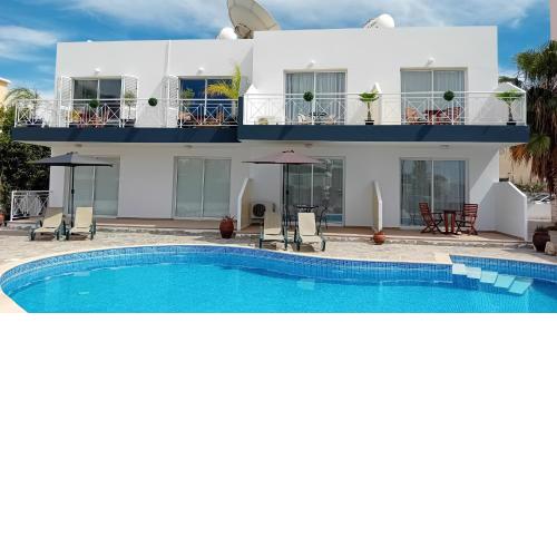 Kato Paphos Suites