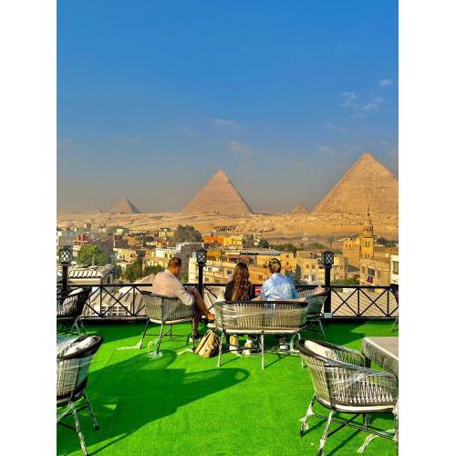 Kayan Pyramids View Hotel
