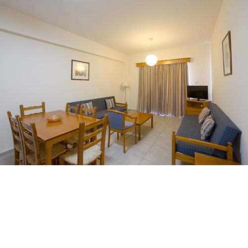 Kefalos Damon Hotel Apartments