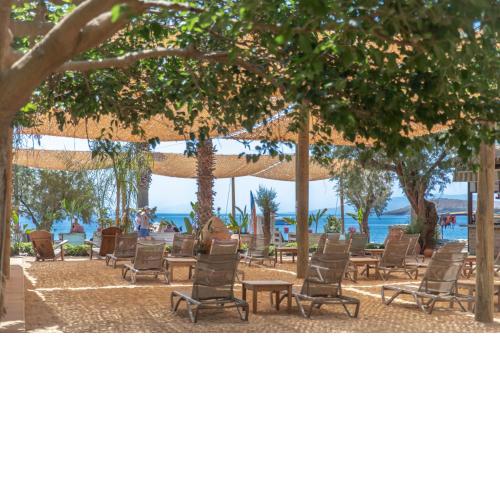 Kefi Beach & Suites