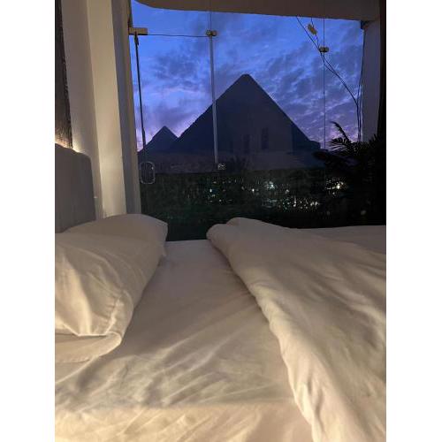 Kiki Pyramids Inn