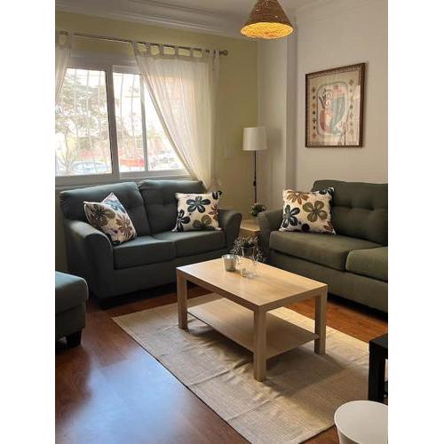 KING size in 2 BDR apartment near Mall Of Egypt