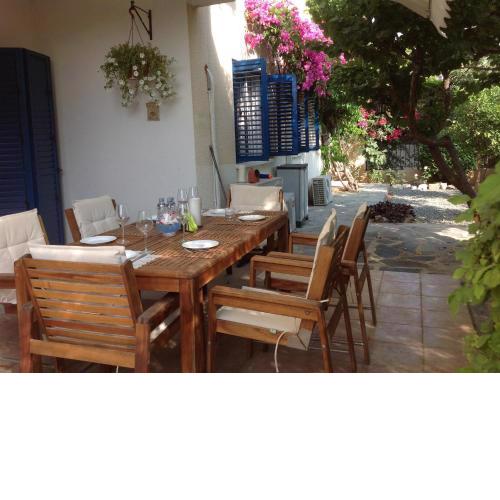 Kings Apartment with private Garden