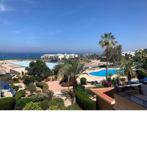 Kings Palace - stylish, modern 2 bed with sea views