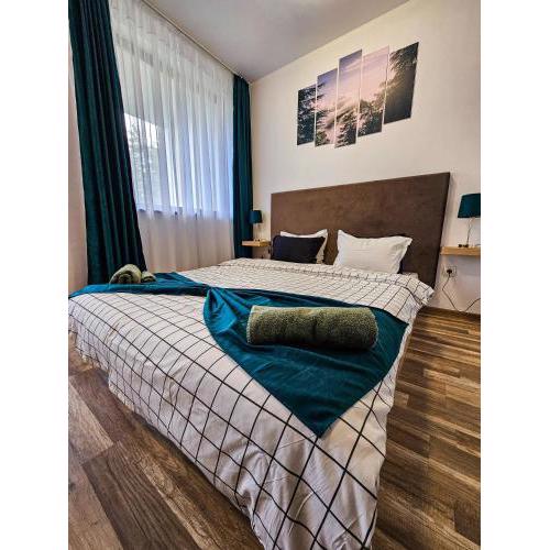 Klepalski- Forest View Studio and 1BD Apartment
