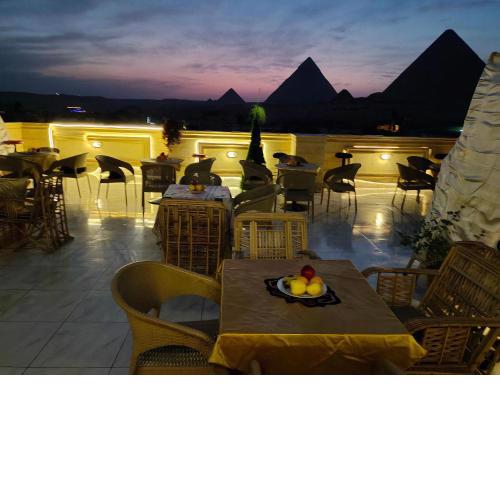 Kmet pyramids inn