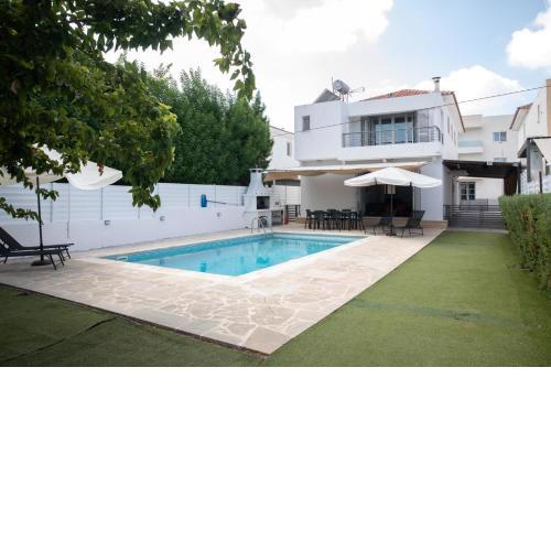 Koni Villa Paphos