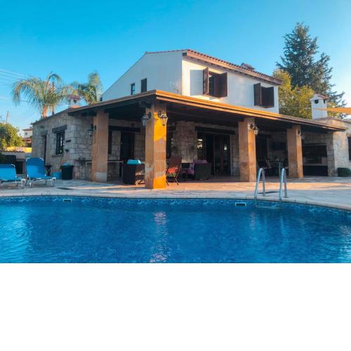 Koutsini Villa