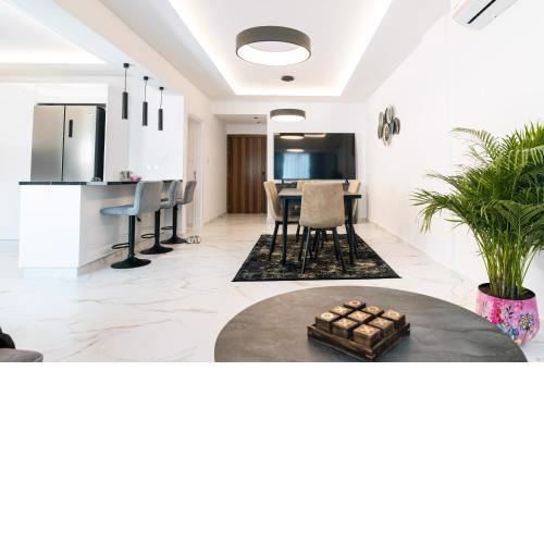 Kozakos Residence