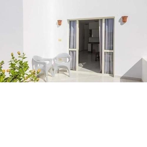 La Bonita Compound