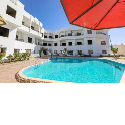 La bonita compound