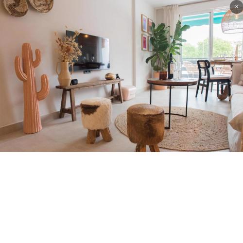 La Casita Bonita - 30m from the Arenal Beach - Private Parking