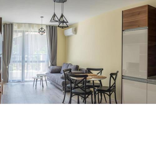 La Familia Apartments 1