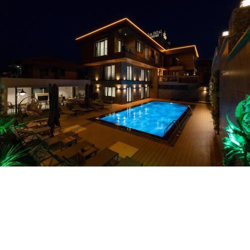 La Miel Suites