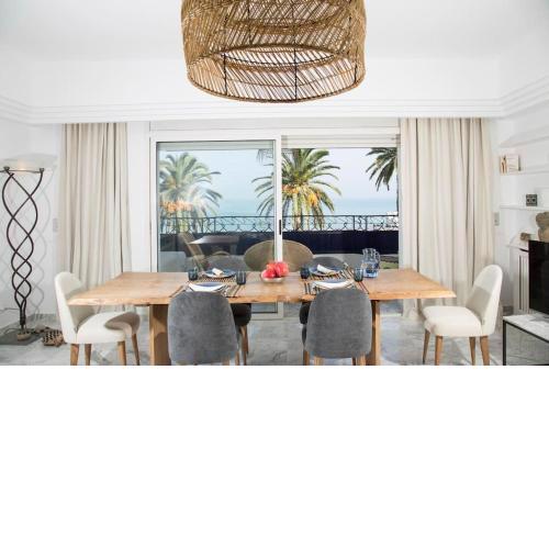 La Vue est Belle: Apt de luxe avec vue sur mer