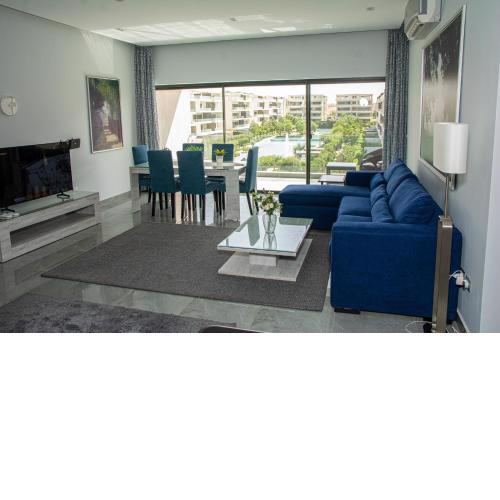 Lake View 284