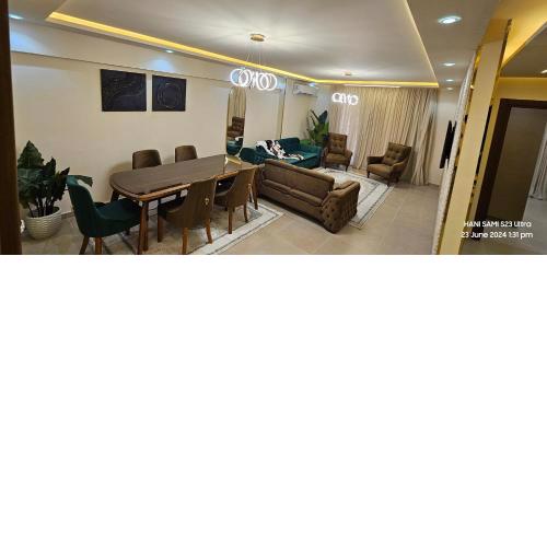 LATOYA Apartment