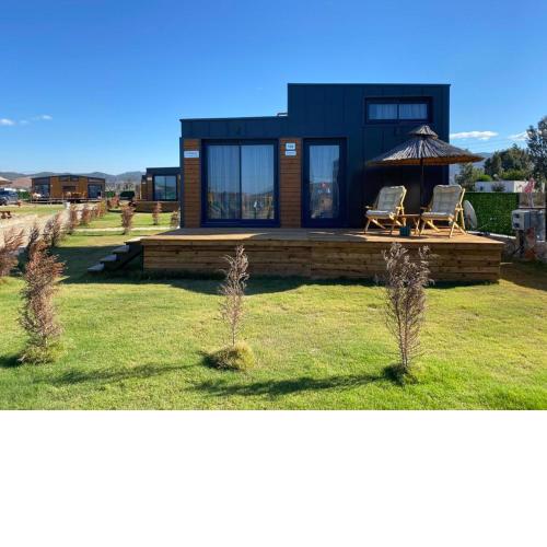 Lavira Tiny House Village