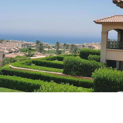 Lavista 6 sokhna 3bedrooms chaletالعين السخنه