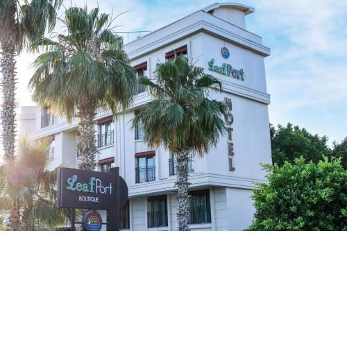 Leaf Port Hotel