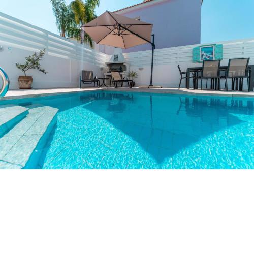 Lemon Tree Villa