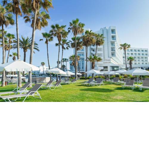 Leonardo Plaza Cypria Maris Beach Hotel & Spa