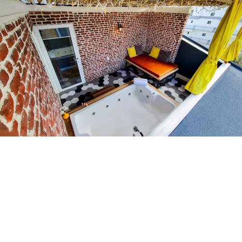 Letstay Hotel - Adults Only