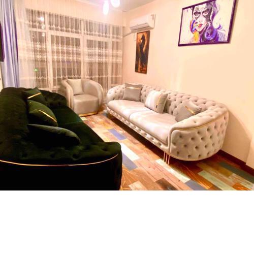 LICENSED ,JAZZY TOP CLASS 3 BEDROOMS HOMES 100Mb Wi-Fi