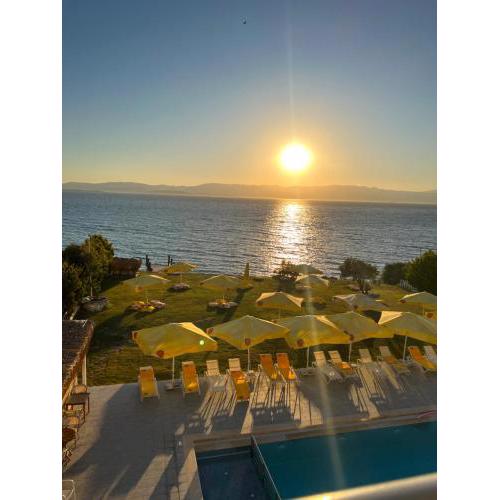Life Point Hotel