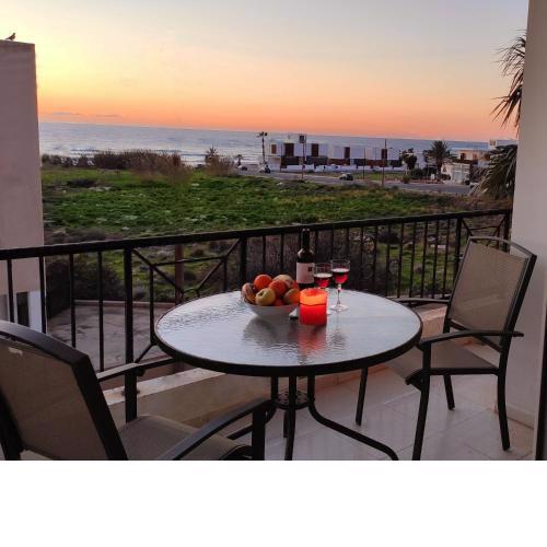 Lighthouse Beach apartment