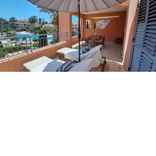 Limnaria Gardens - Superb modern 1 bed apartment with pool views